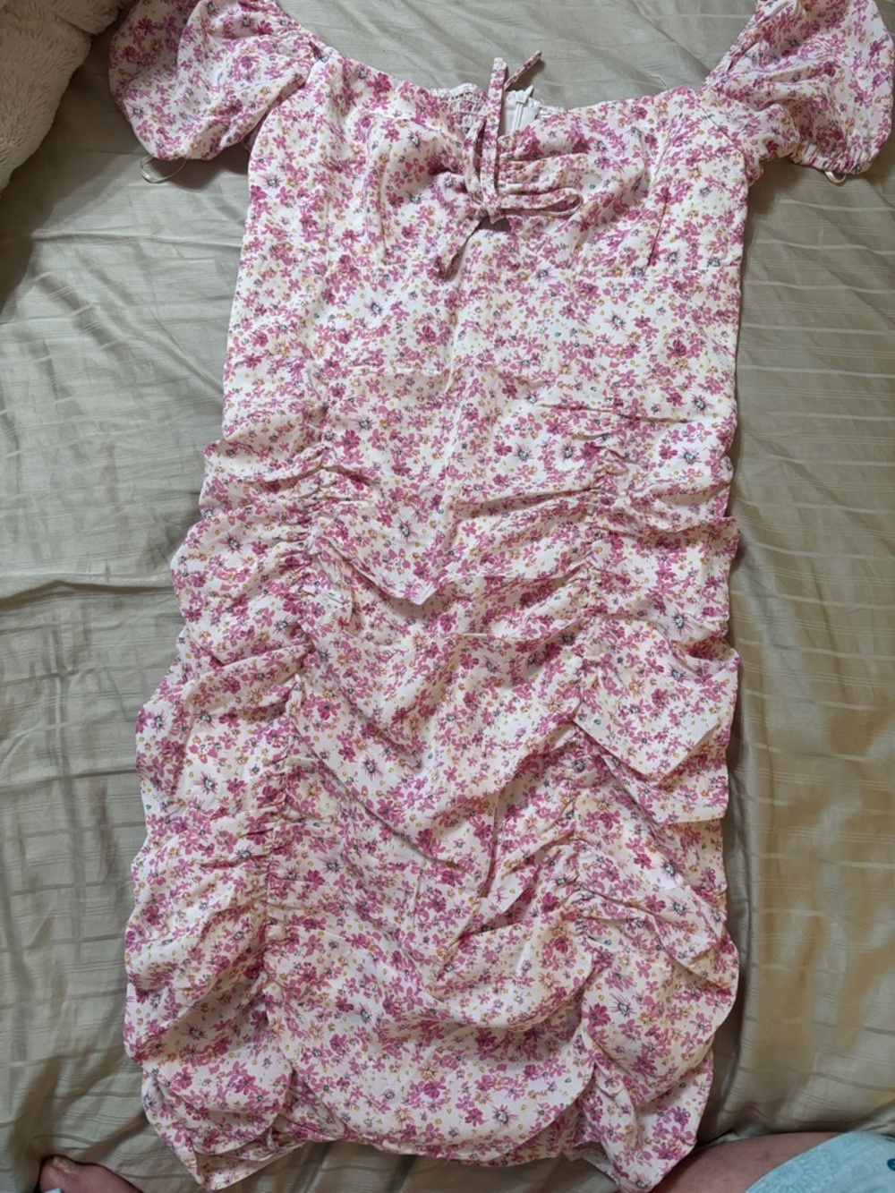 Princess Polly Landon Mini Dress in Pink Floral, ruched and puff sleeves SZ4